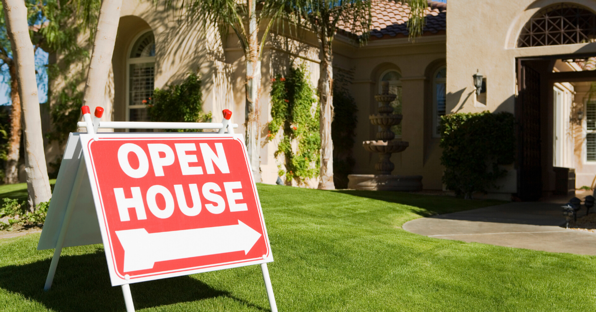 alt="Open house sign links to seller's open house checklist."